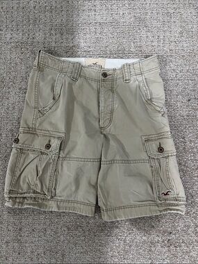 Hollister cargo shorts